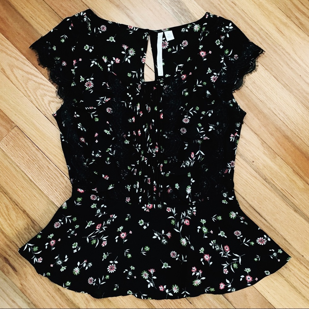LC Eyelash Lace Peplum Top
